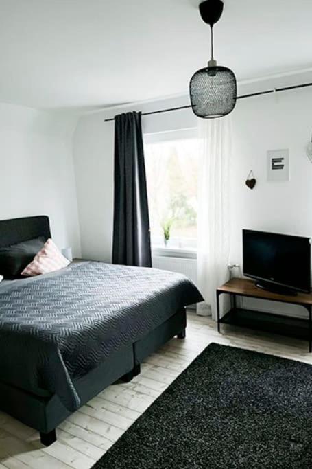 Modernes Apartment Mit Balkon Free Parking Netflix Celle Zewnętrze zdjęcie